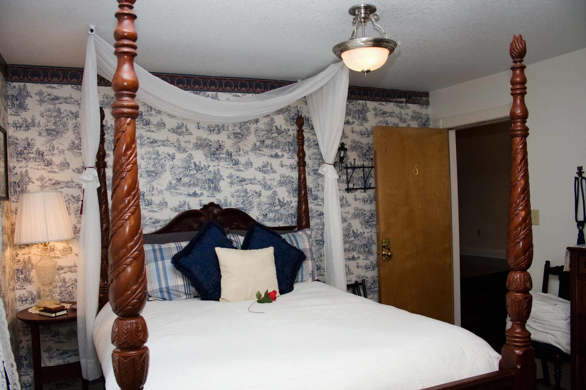Woodstock Bed & Breakfast 3*