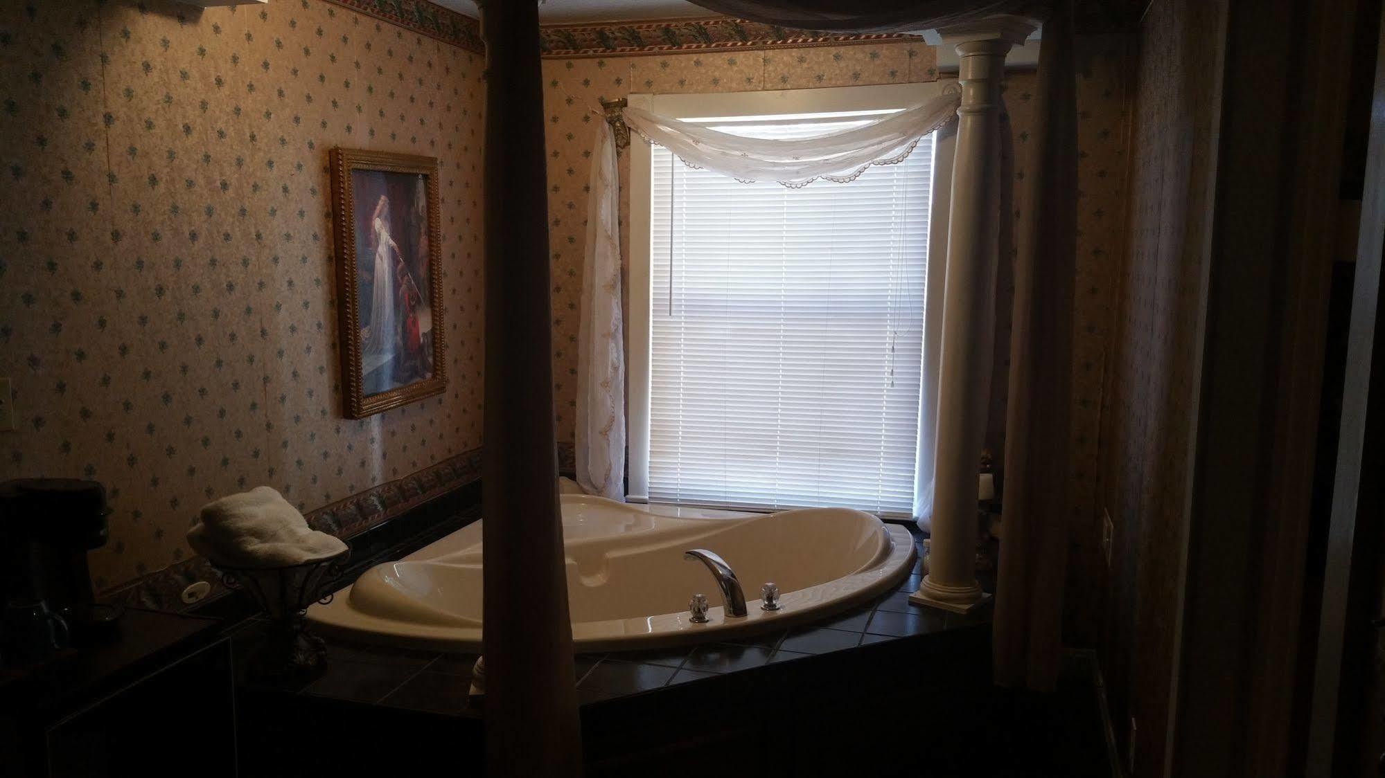 Woodstock Bed & Breakfast Bed and breakfast Independence